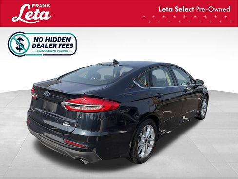 Used 2020 Ford Fusion SE FWD image 6