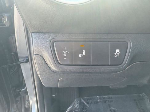 Used 2024 Kia Forte LXS w/ LXS Technology Package FWD image 11