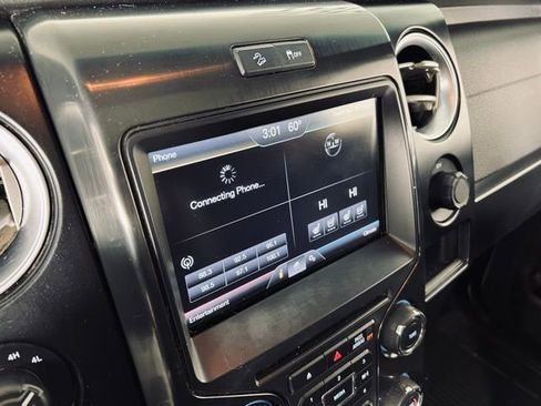 Used 2014 Ford F150 FX4 w/ Equipment Group 402A Luxury AWD/4WD image 26