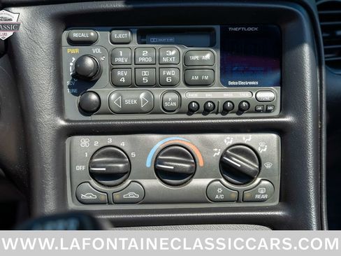 Used 1999 Chevrolet Corvette Coupe RWD image 63