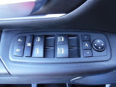 Used 2022 RAM 1500 Big Horn image 22