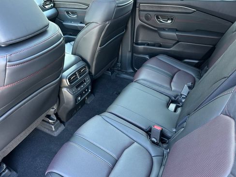 New 2026 Honda Pilot Black Edition image 13
