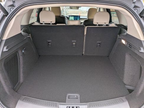 New 2026 Lincoln Corsair Premiere image 15