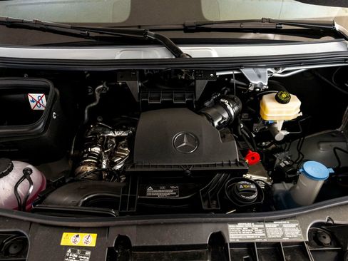 New 2025 Mercedes-Benz Sprinter 2500 image 31