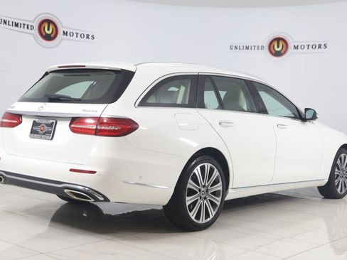 Used 2020 Mercedes-Benz E 450 4MATIC Wagon w/ Premium Package image 3