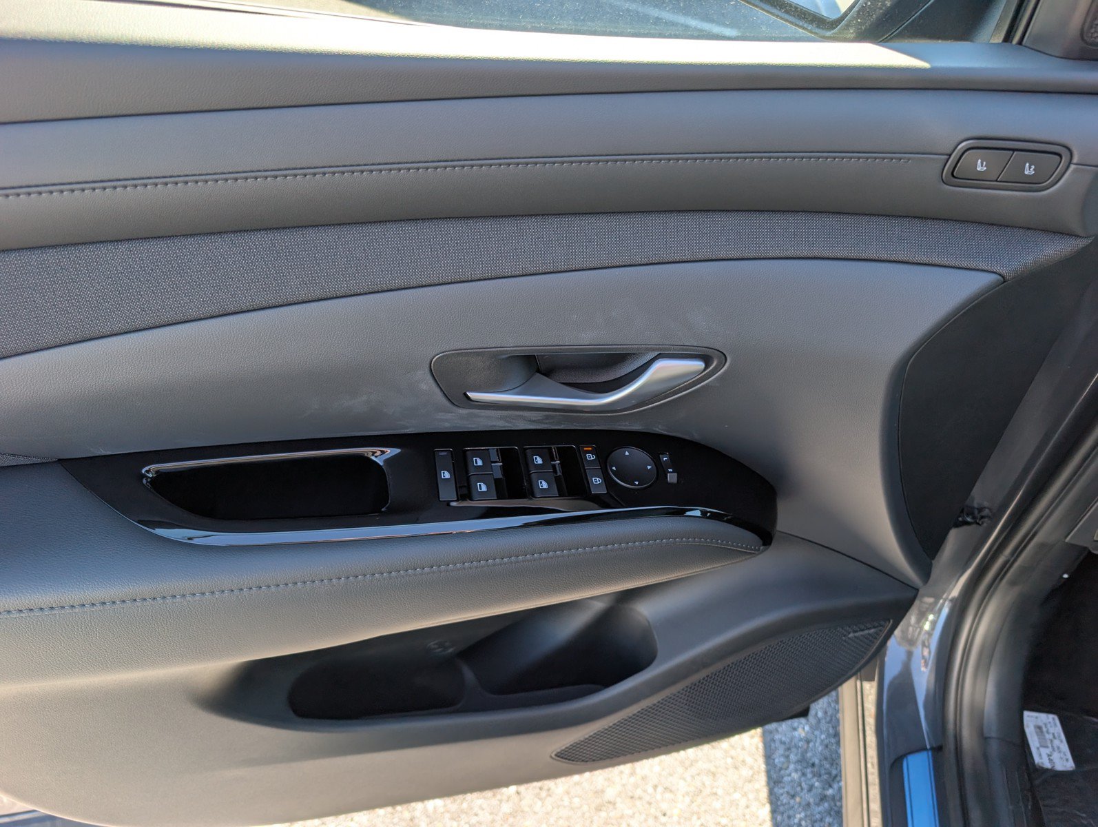 New 2026 Hyundai Tucson Limited AWD/4WD image 18