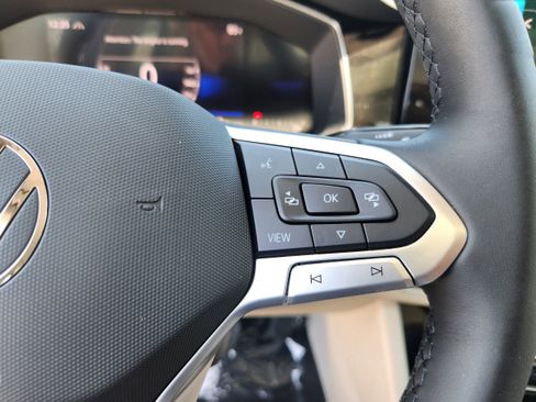 New 2025 Volkswagen Jetta SE image 34