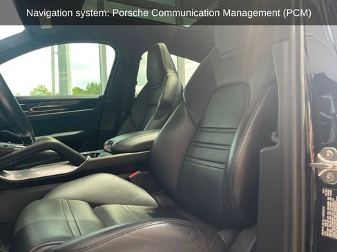 Used 2020 Porsche Cayenne Turbo image 12