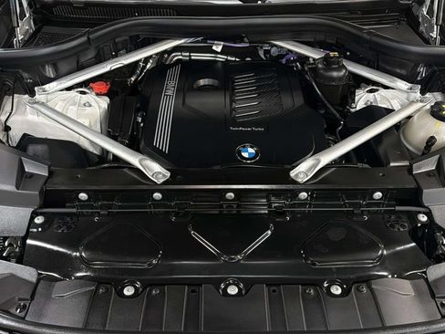Used 2022 BMW X6 xDrive40i AWD/4WD image 37