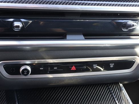 Used 2026 BMW X5 M60i image 33