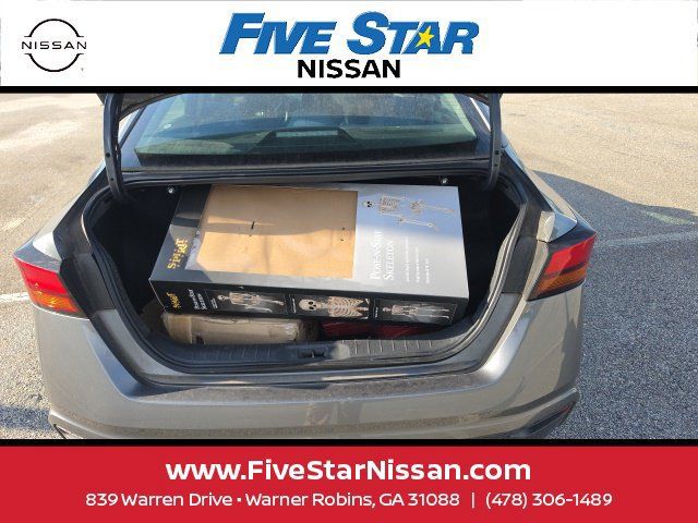 Used 2020 Nissan Altima 2.5 S FWD image 11