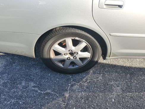 Used 2003 Toyota Avalon XL image 7