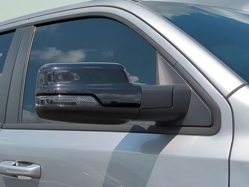 Used 2025 RAM 1500 Laramie w/ Sport Appearance Package image 12