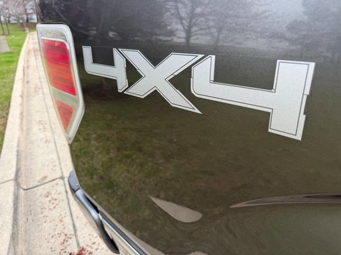 Used 2011 Ford F150 Platinum image 22