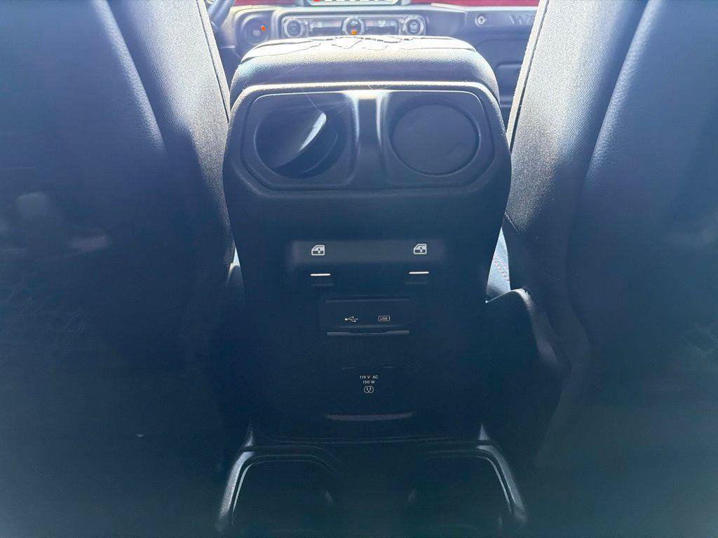 Used 2018 Jeep Wrangler Unlimited Rubicon AWD/4WD image 20