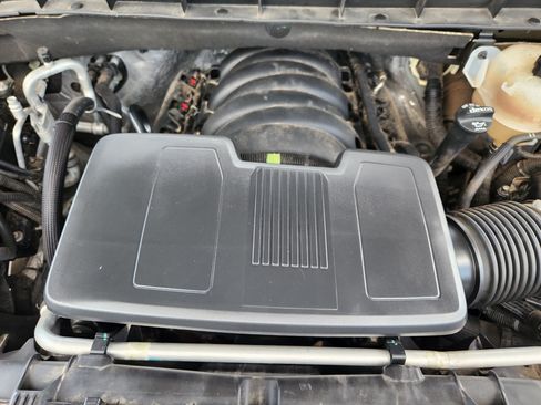 Used 2020 Chevrolet Silverado 1500 RST AWD/4WD image 32