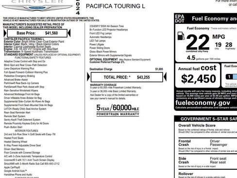 Used 2024 Chrysler Pacifica Touring-L FWD image 2
