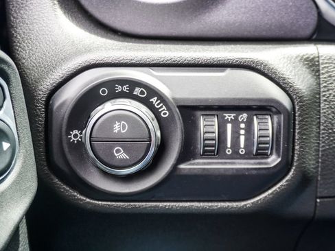 Used 2022 Jeep Gladiator Mojave w/ LED Lighting Group AWD/4WD image 19