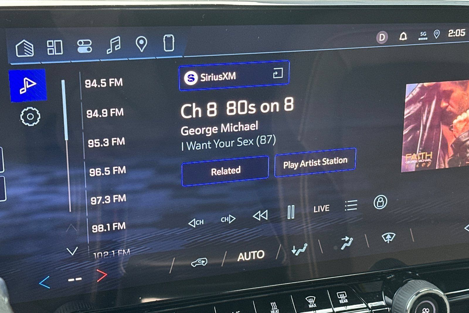 Used 2026 Chevrolet Blazer EV LT FWD image 27