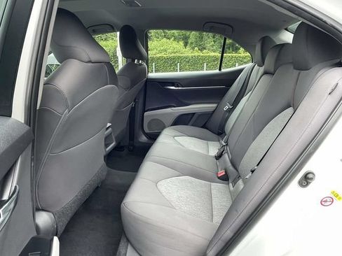 Used 2018 Toyota Camry LE w/ Convenience Package FWD image 24