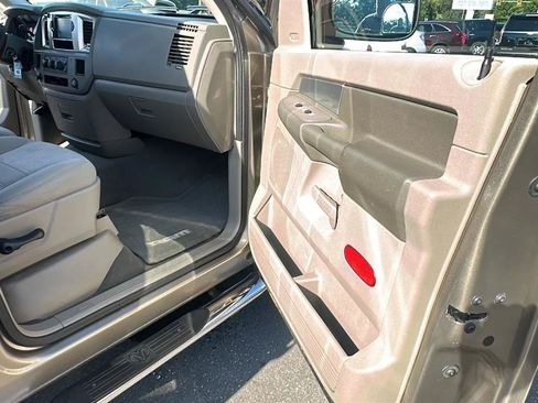 Used 2007 Dodge Ram 1500 Truck SLT RWD image 34