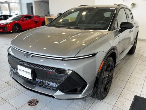 New 2026 Chevrolet Equinox EV RS image 33