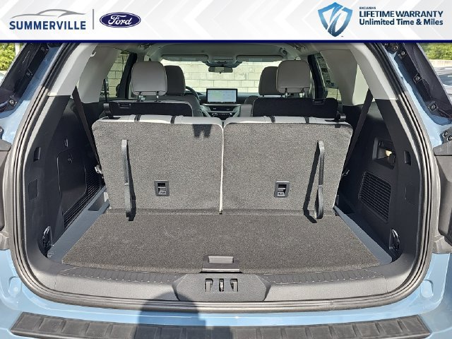 New 2026 Ford Explorer Active w/ Active Comfort Package RWD image 15