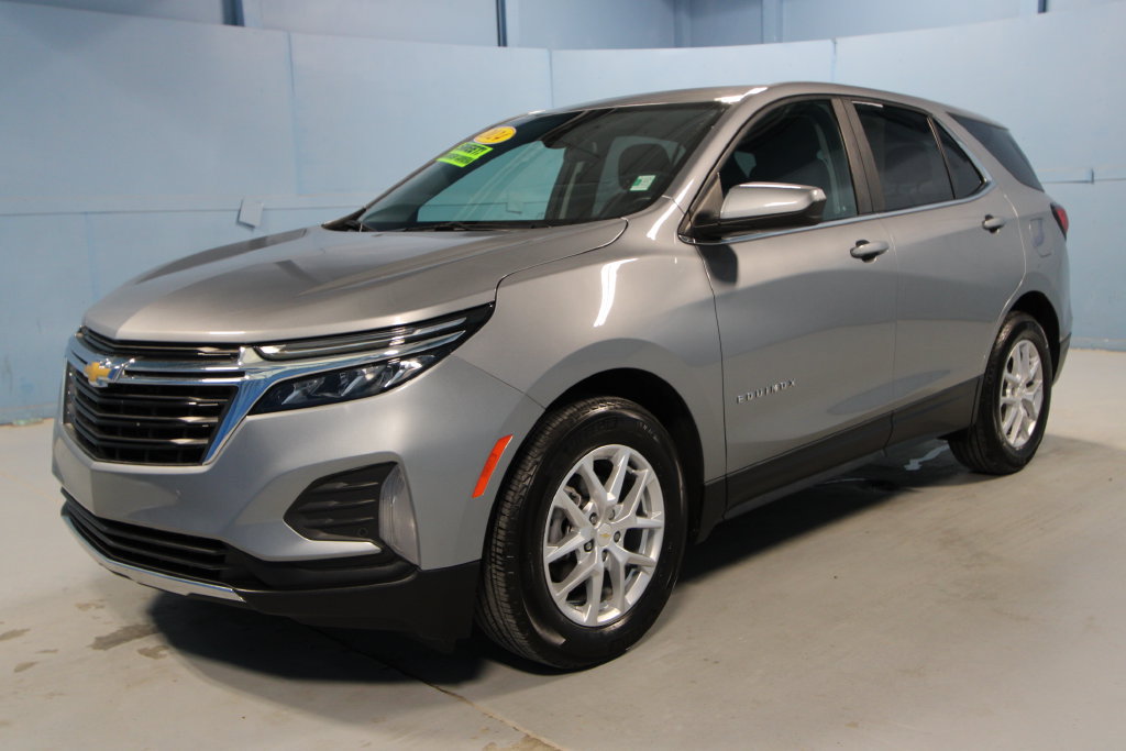 Used 2024 Chevrolet Equinox LT w/ LPO, Floor Liner Package FWD image 25