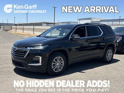 Used 2023 Chevrolet Traverse LT