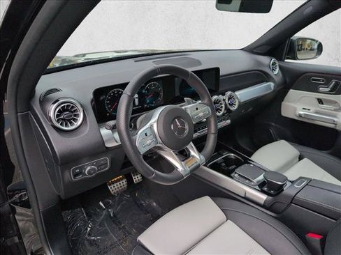 Certified 2022 Mercedes-Benz GLB 35 AMG 4MATIC image 10