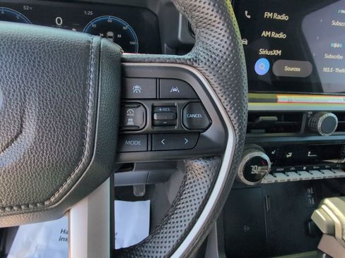 Used 2025 Toyota Tacoma Limited image 27