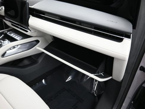 New 2026 Lincoln Nautilus Premier image 38