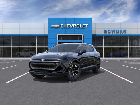 New 2026 Chevrolet Equinox EV LT w/ Comfort Package FWD image 9