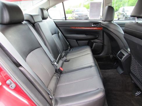 Used 2012 Subaru Legacy 3.6R Limited AWD/4WD image 7