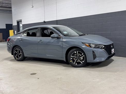 New 2025 Nissan Sentra SV image 6