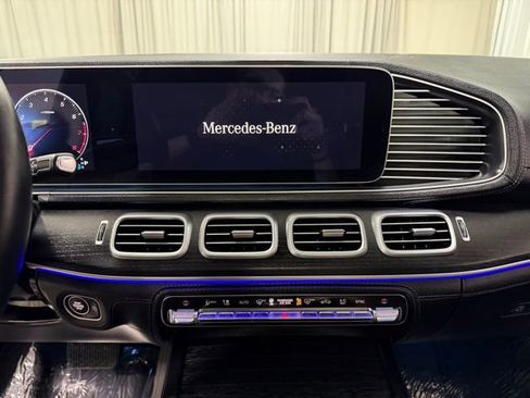 Used 2024 Mercedes-Benz GLE 350 4MATIC image 14