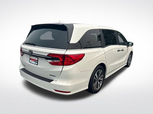 Used 2023 Honda Odyssey Touring image 5