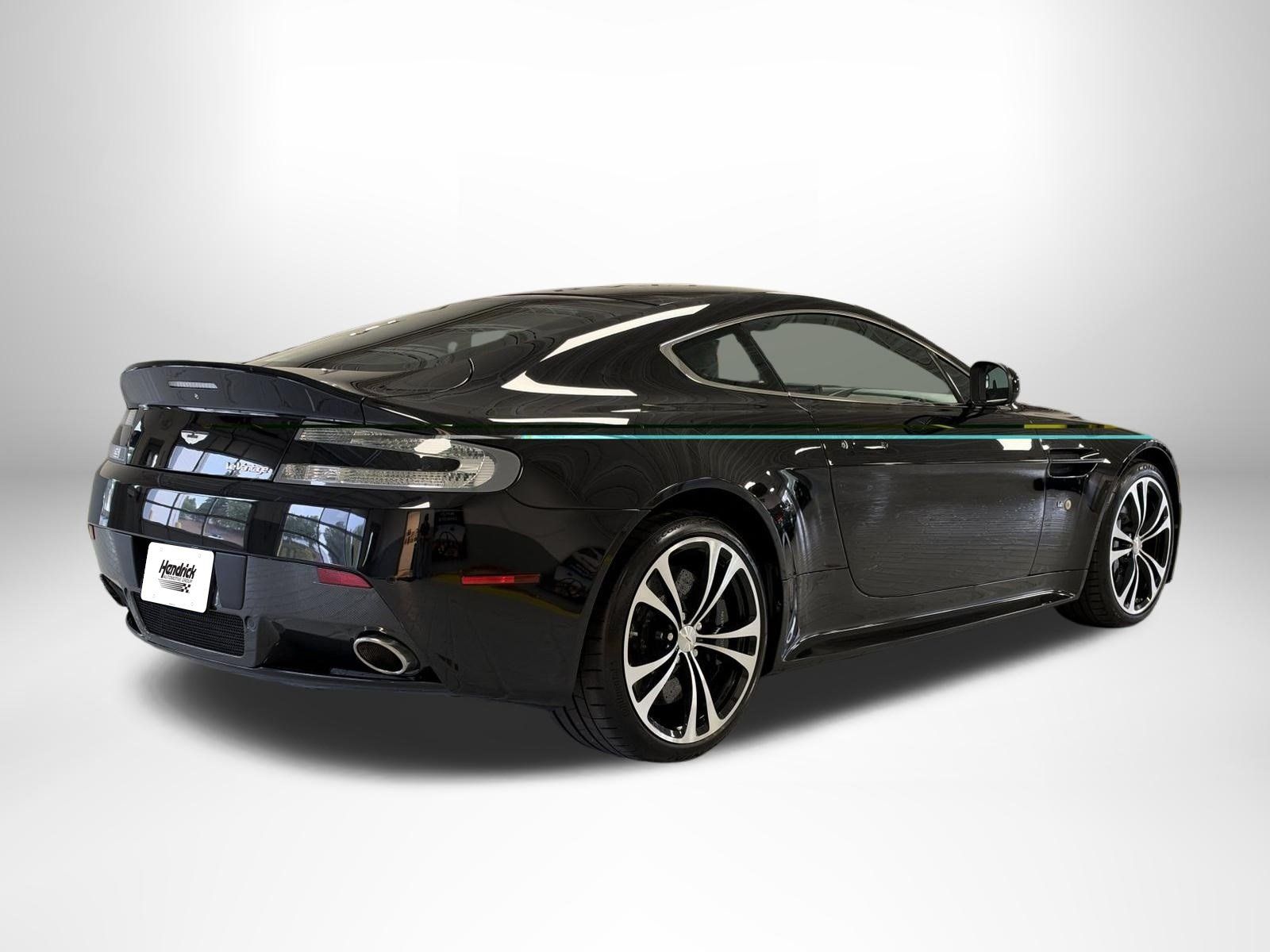 Used 2011 Aston Martin V12 Vantage Carbon Black RWD image 14