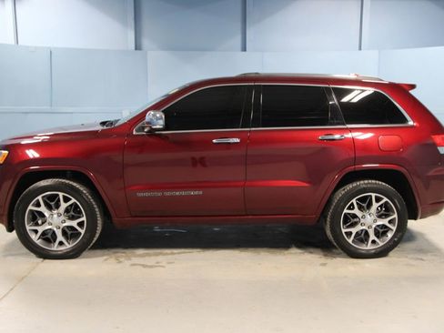 Used 2020 Jeep Grand Cherokee Overland image 35