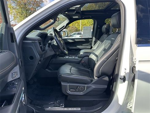 Certified 2024 Ford Expedition Max Platinum image 19