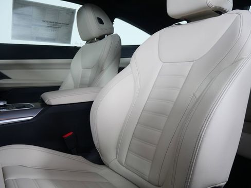 New 2026 BMW 430i Coupe image 11