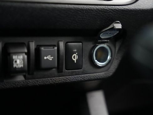 Used 2021 Toyota Tacoma TRD Sport image 32