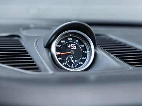 Certified 2019 Porsche 911 Turbo S AWD/4WD image 18