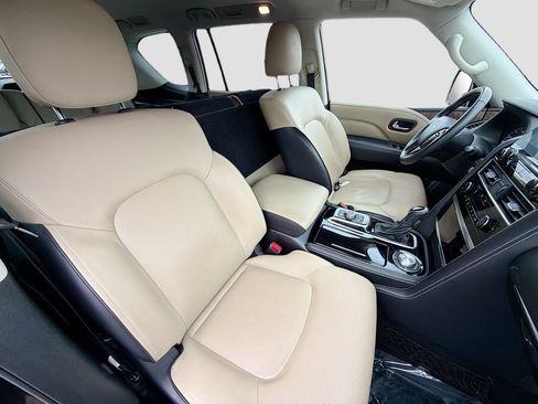 Used 2023 INFINITI QX80 Premium Select w/ Cargo Package image 15