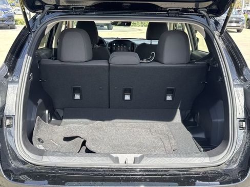 Certified 2025 Subaru Impreza 2.0i image 12