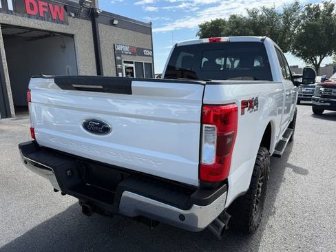 Used 2017 Ford F250 Lariat w/ Lariat Ultimate Package AWD/4WD image 12