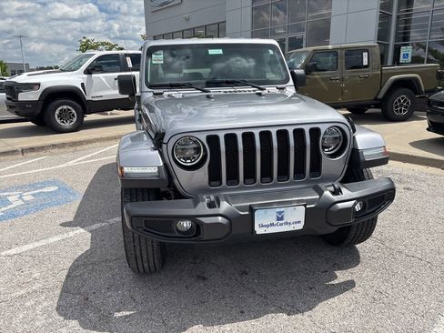 Used 2020 Jeep Wrangler Unlimited Sahara AWD/4WD image 9