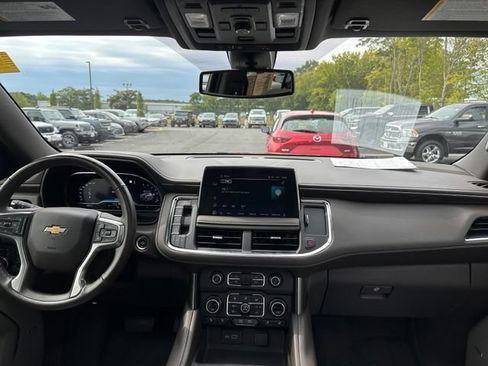 Used 2022 Chevrolet Tahoe LT w/ Luxury Package AWD/4WD image 29