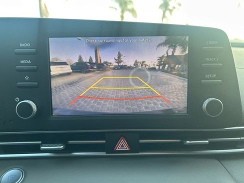 Certified 2023 Hyundai Elantra SEL image 10