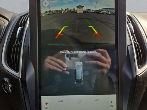 Certified 2022 Ford Edge SEL image 19